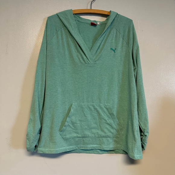 Puma Tops - Women’s Puma hoodie long sleeve size XL mint Green lightweight pullover casual